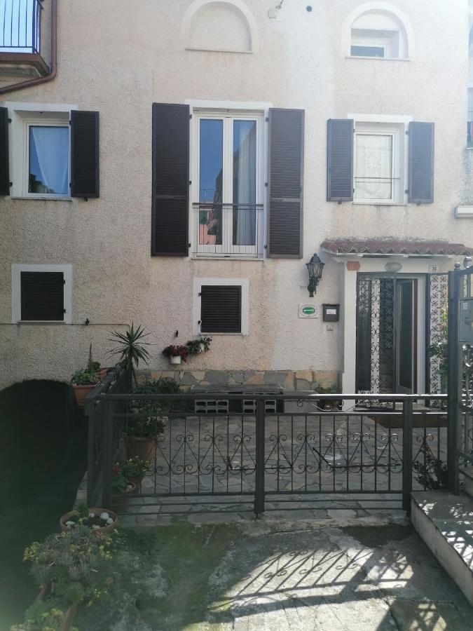 Casa Di Anna Bed & Breakfast Tovo San Giacomo Ngoại thất bức ảnh